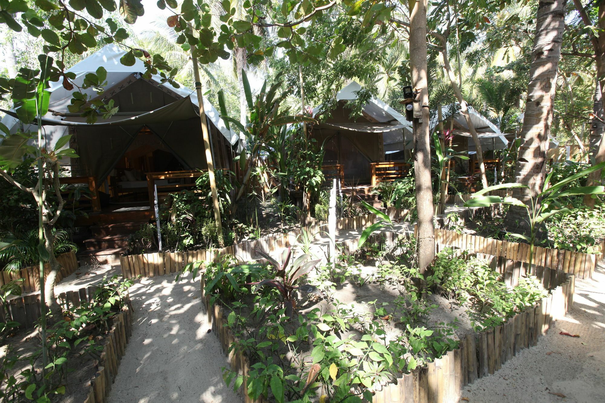 La Cocoteraie Ecolodge - Luxury Glamping Tents Quần đảo Gili Ngoại thất bức ảnh